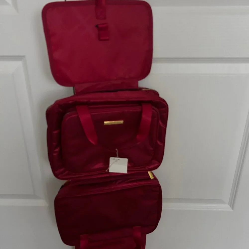 Joy Clean And Chic Expandable Toiletry Case Lipstick Red NWT